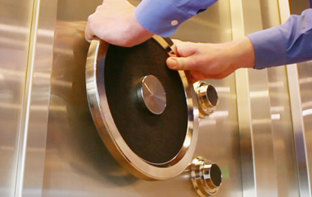 Bluevault Vault Wheel On Vault Door